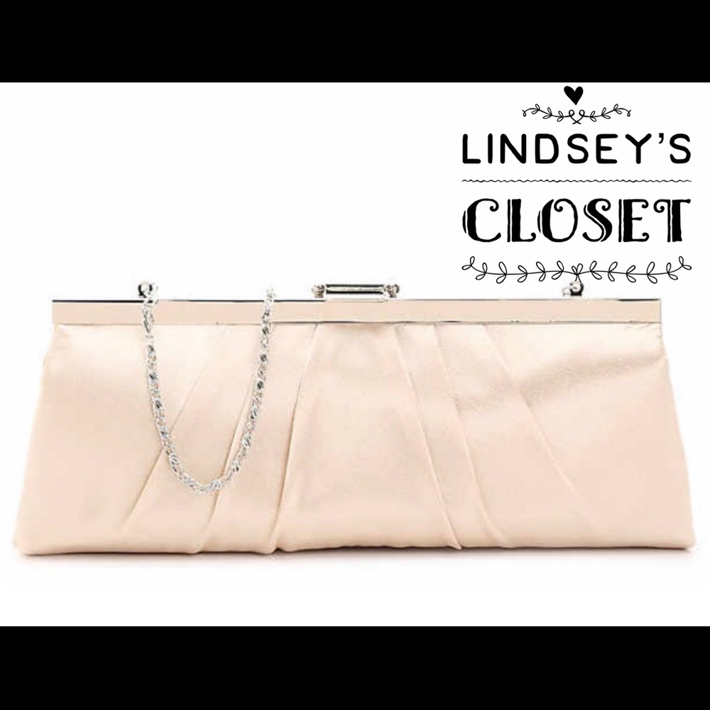 Jessica McClintock ‘Blair’ Satin Clutch